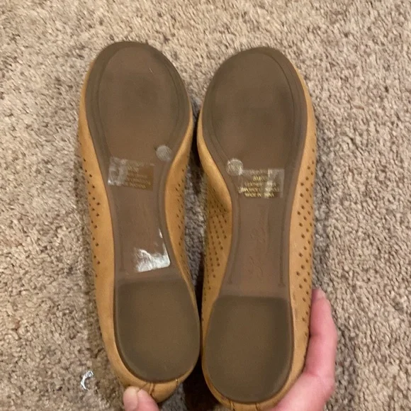Lucky Brand Flats Diamond Pinhole Design, Sz 8, Color Tan, Ready for Spring EUC - Picture 12 of 14